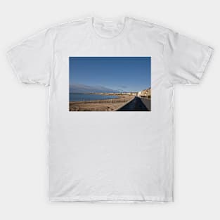 Newbiggin Bay in Northumberland T-Shirt